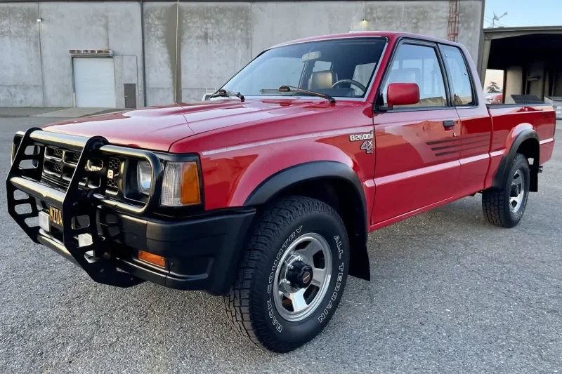 Mazda Manual de Mecánica para las Pickup Mazda B2200 y B2600 de 1992